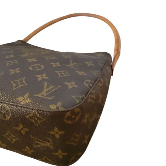 Louis Vuitton Monogram MM Looping Bag - Picture 5 of 16